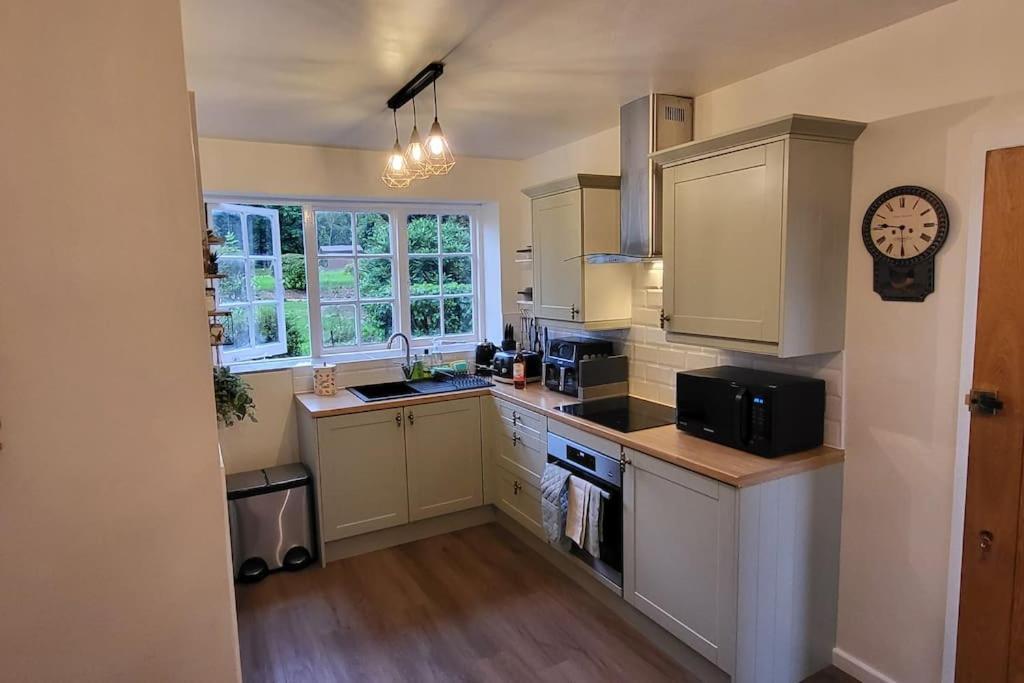 The At Fairfield Court *