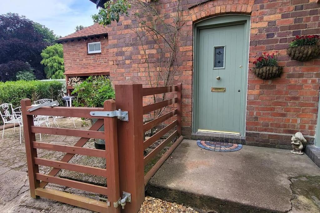 The At Fairfield Court Holiday home *